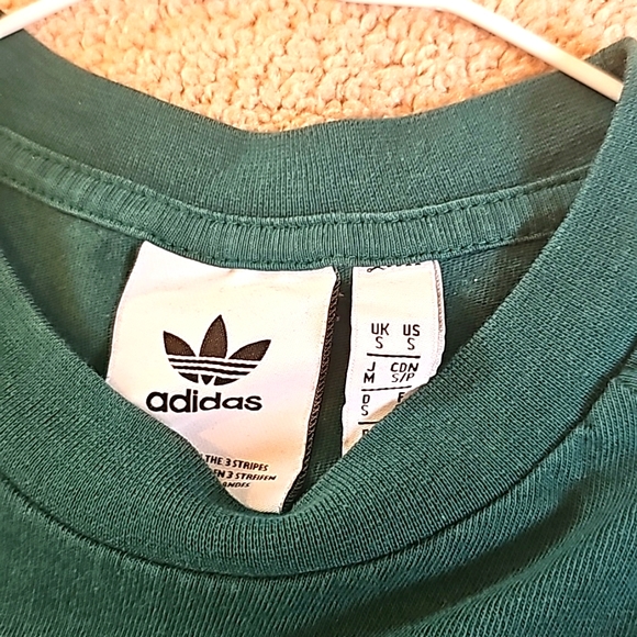 Adidas long sleeve tee - Picture 2 of 2